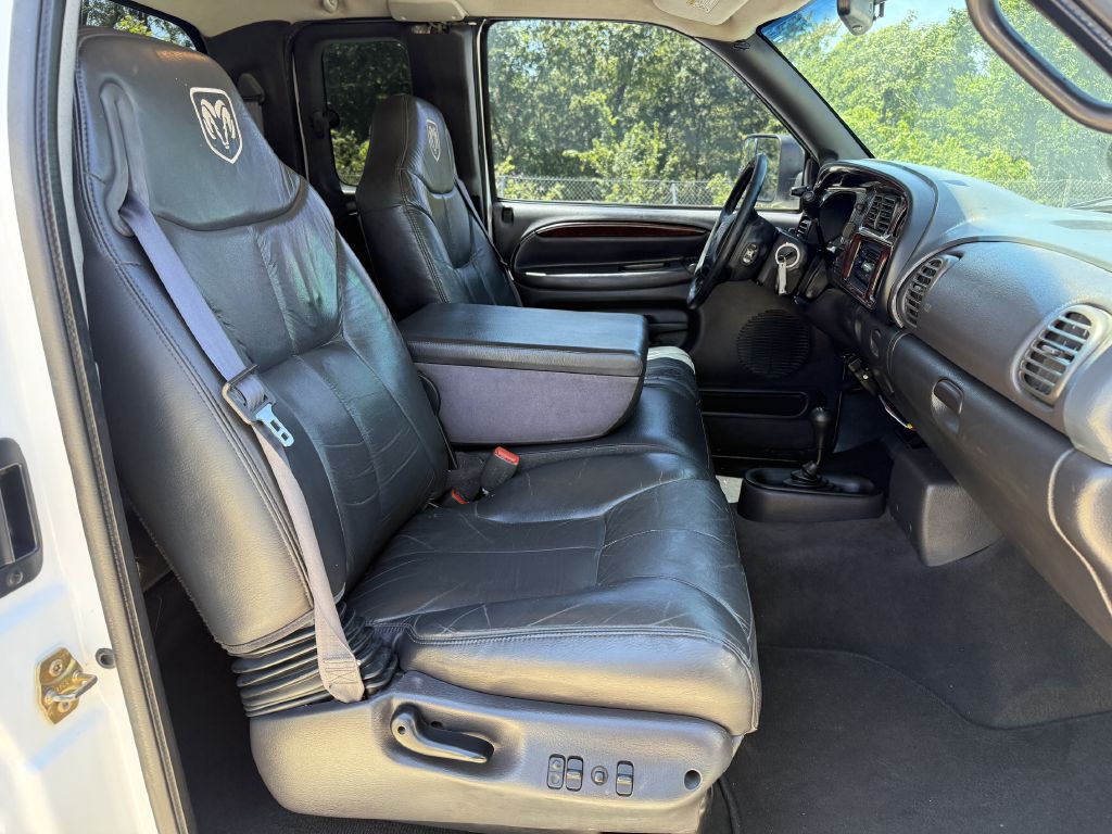 2001 Dodge Ram 2500 Image 6