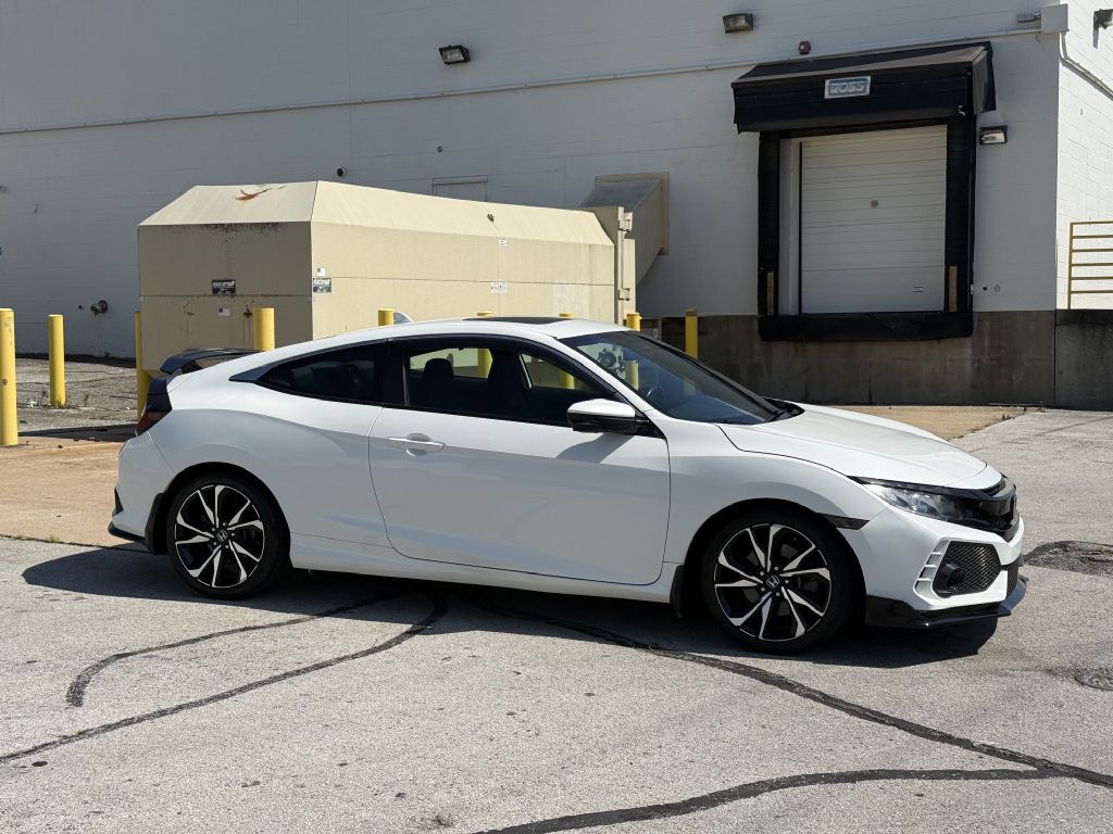 2017 Honda Civic Image 2