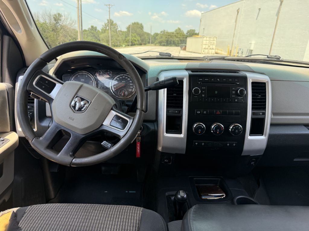2011 Dodge Ram 3500 Image 5