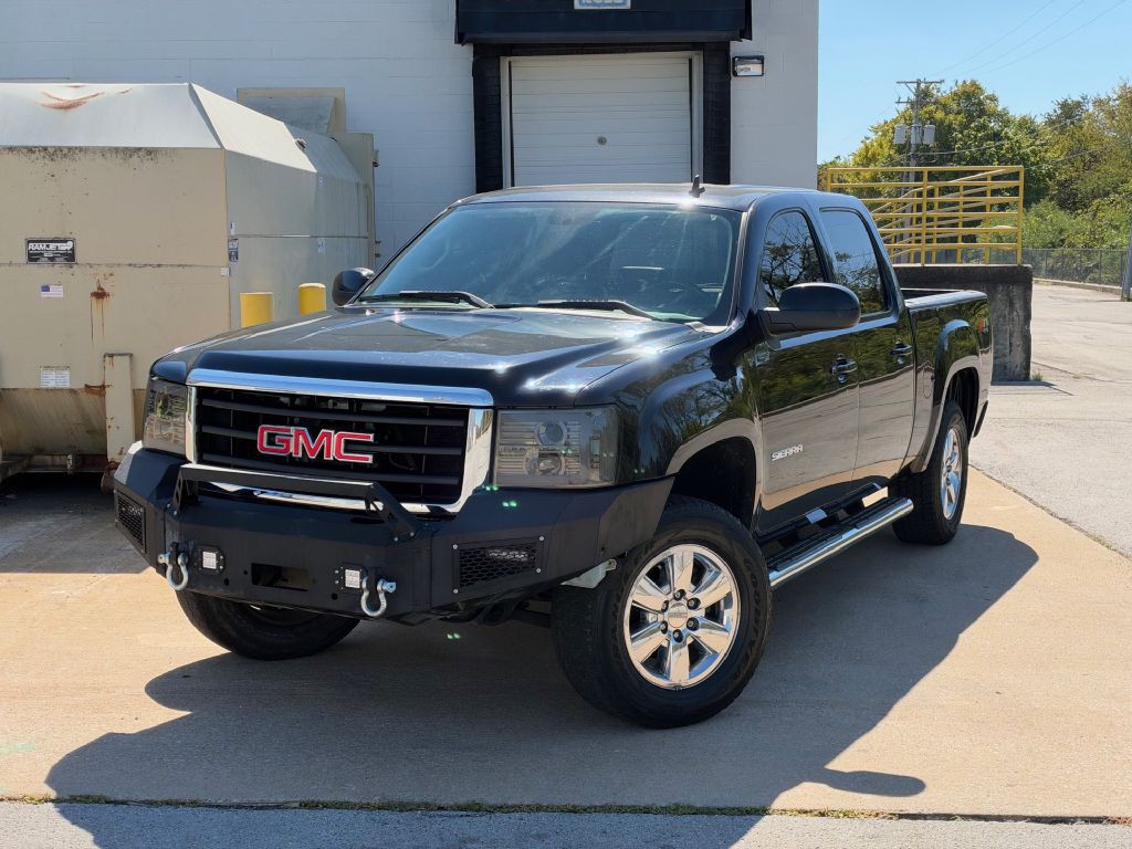 2013 GMC Sierra Image 1