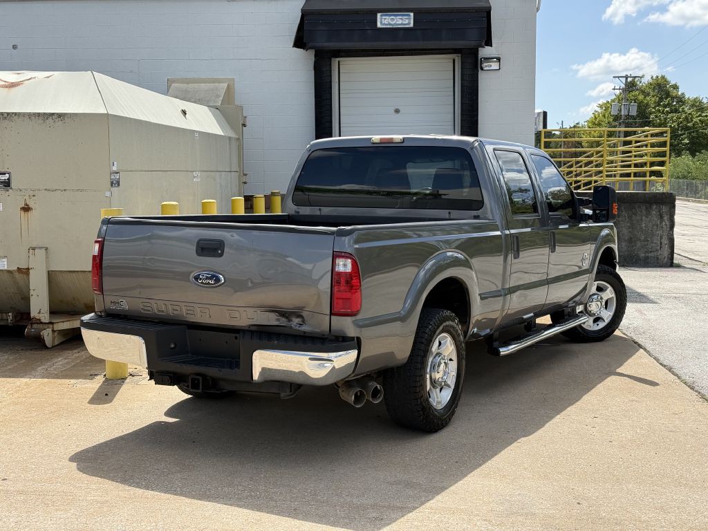 2011 Ford F-250 Image 3