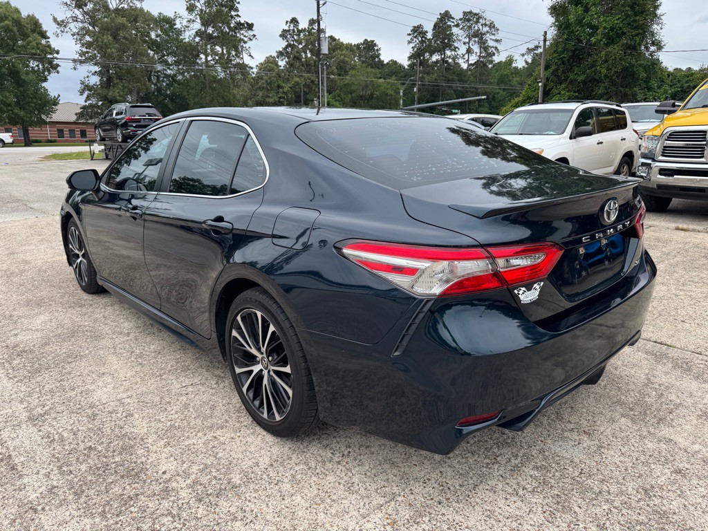 2018 Toyota Camry Image 5