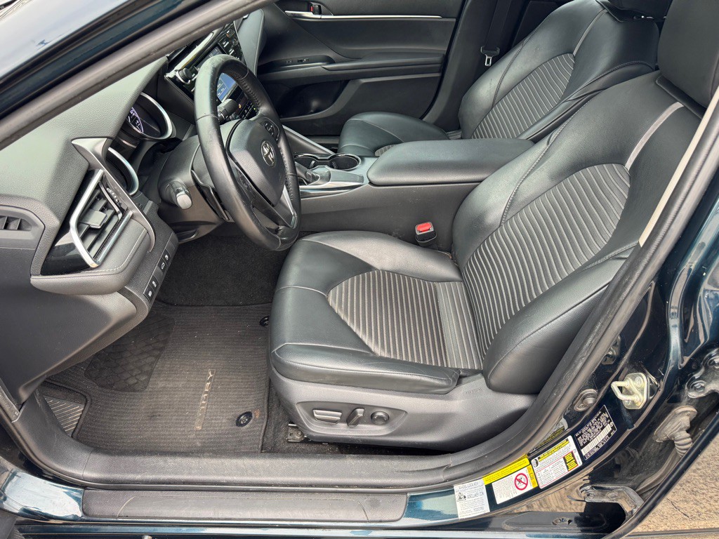 2018 Toyota Camry Image 7