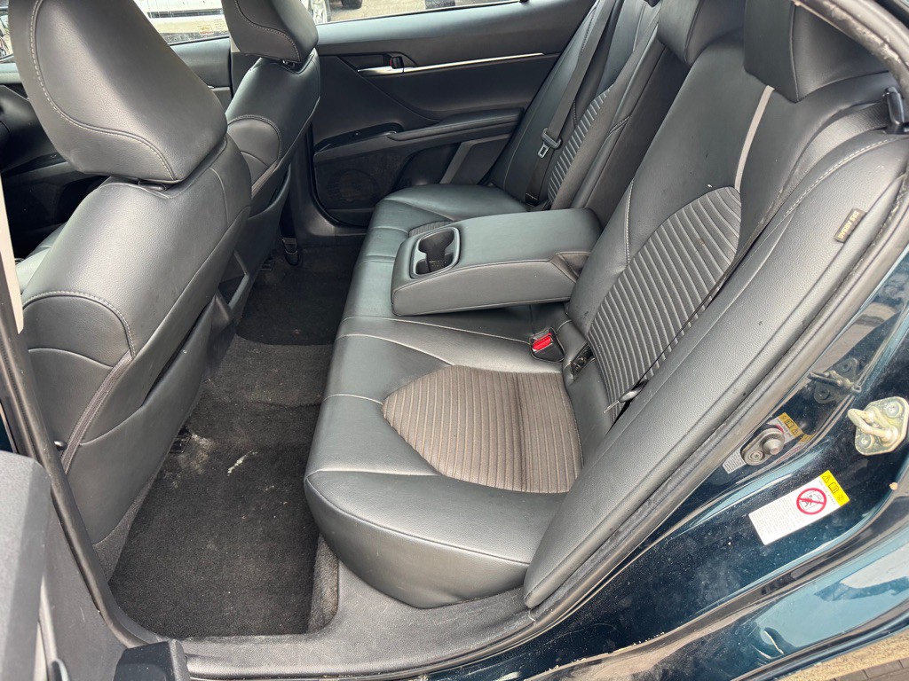 2018 Toyota Camry Image 8