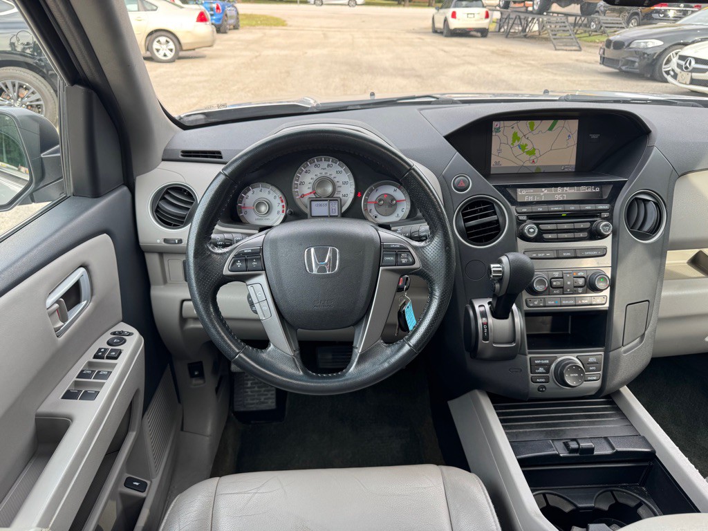 2015 Honda Pilot Image 13