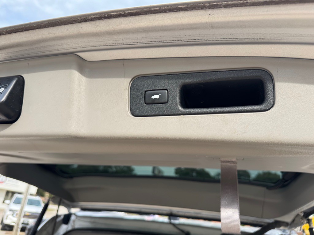 2015 Honda Pilot Image 16
