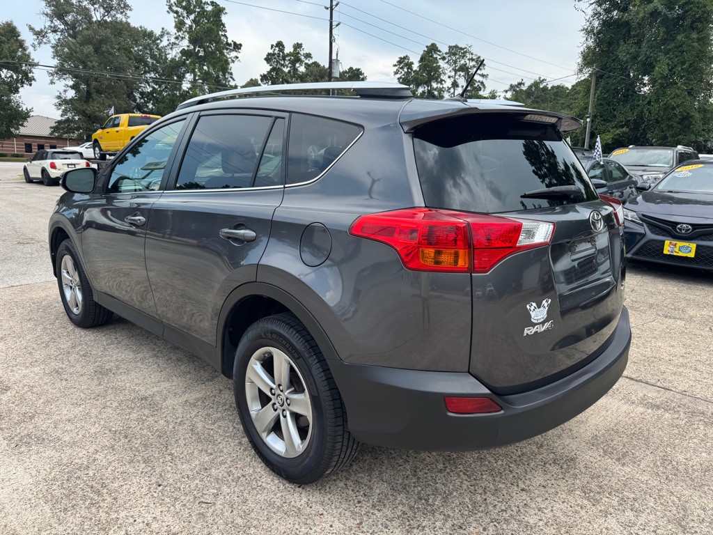 2015 Toyota Rav4 Image 5
