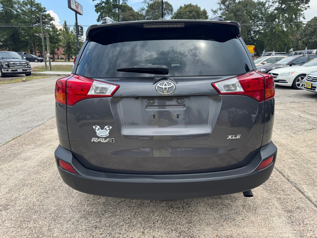 2015 Toyota Rav4 Image 6