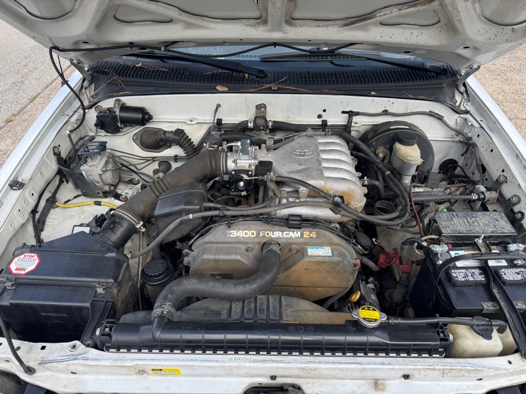 2003 Toyota Tacoma Image 12