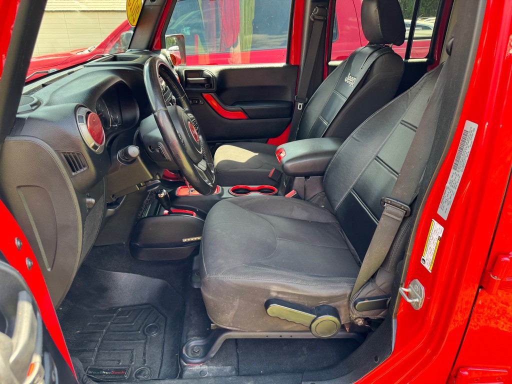 2015 Jeep Wrangler Unlimited Image 14