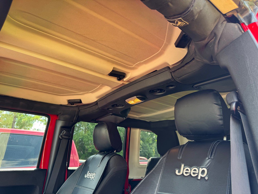 2015 Jeep Wrangler Unlimited Image 15