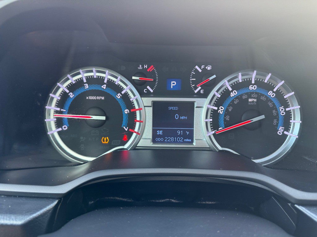2015 Toyota 4Runner Image 11