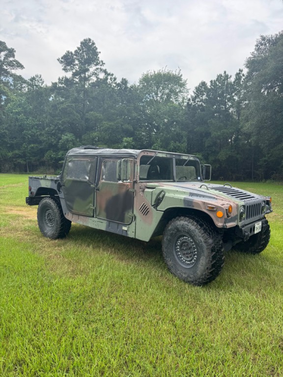 1987 AM General Hummwv Image 1