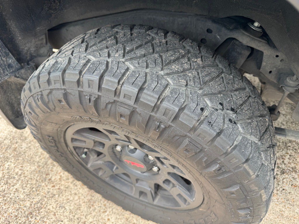 2011 Toyota FJ Cruiser Image 9