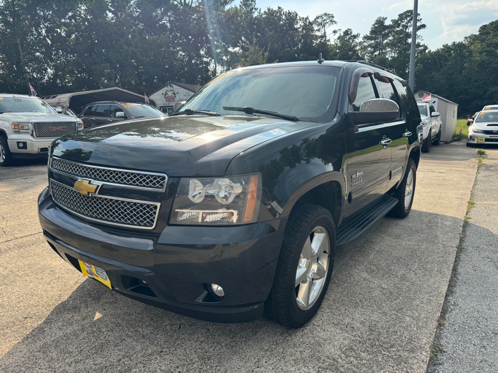 2012 Chevrolet Tahoe Image 3