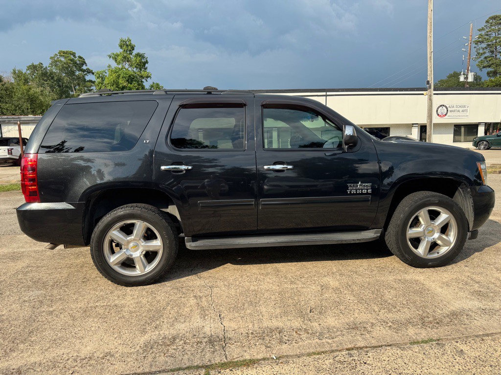2012 Chevrolet Tahoe Image 4