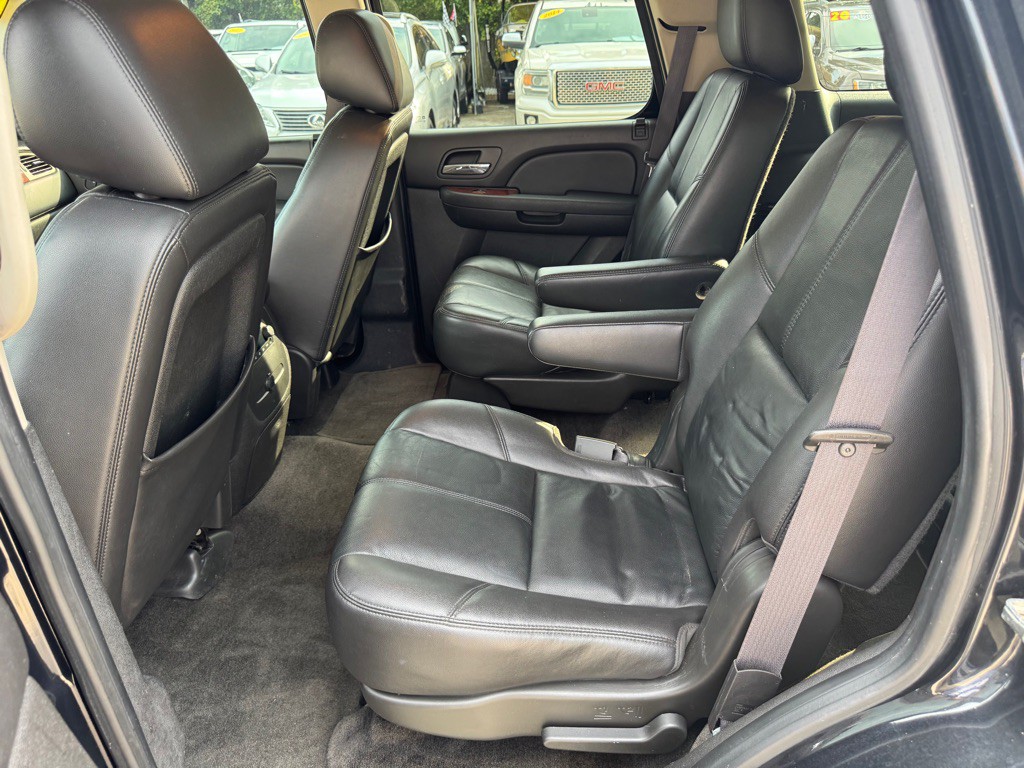 2012 Chevrolet Tahoe Image 14