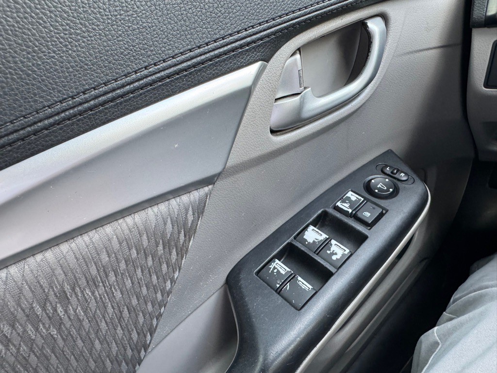 2014 Honda Civic Image 13
