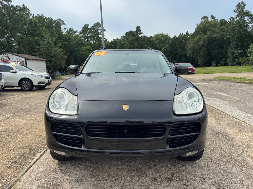 2006 Porsche Cayenne Image 2