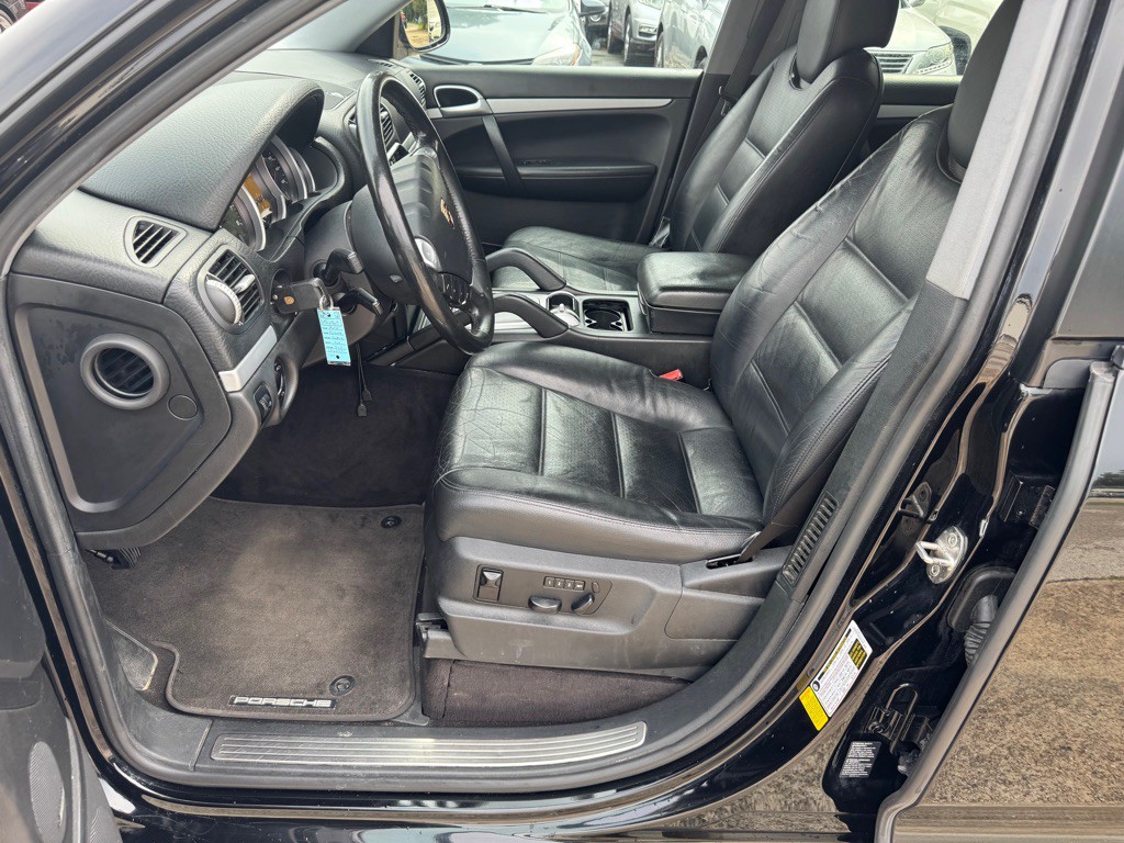 2006 Porsche Cayenne Image 10