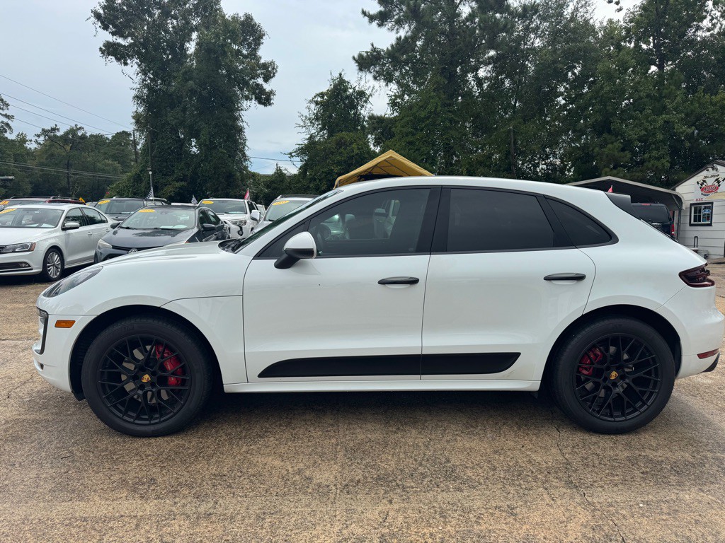 2018 Porsche Macan Image 6