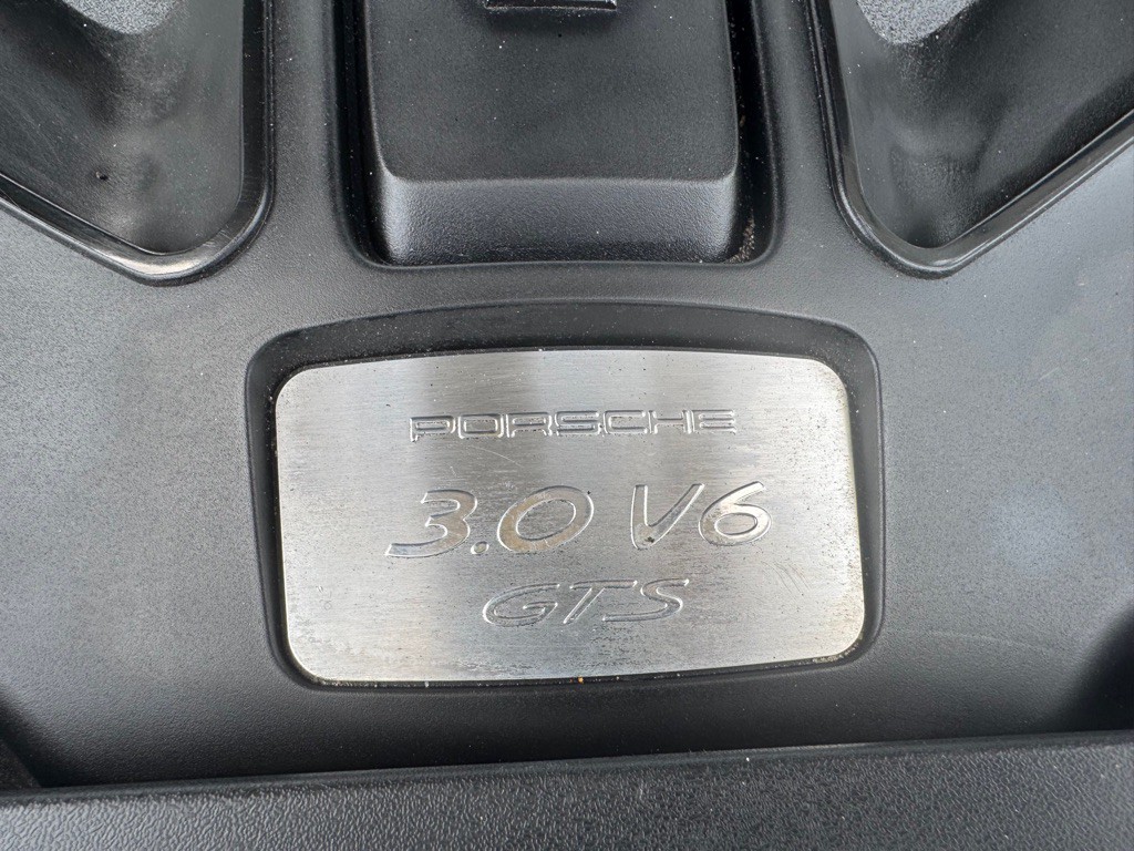 2018 Porsche Macan Image 21
