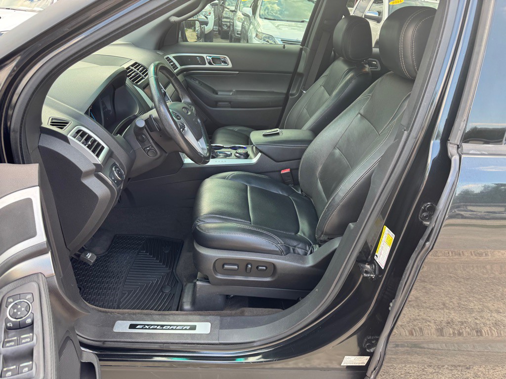 2015 Ford Explorer Image 7