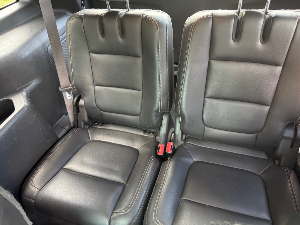 2015 Ford Explorer Image 13