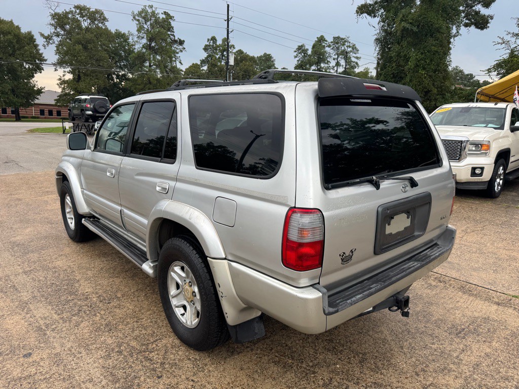 2000 Toyota 4Runner Image 5
