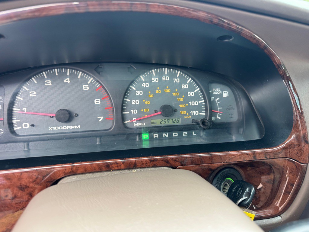 2000 Toyota 4Runner Image 11