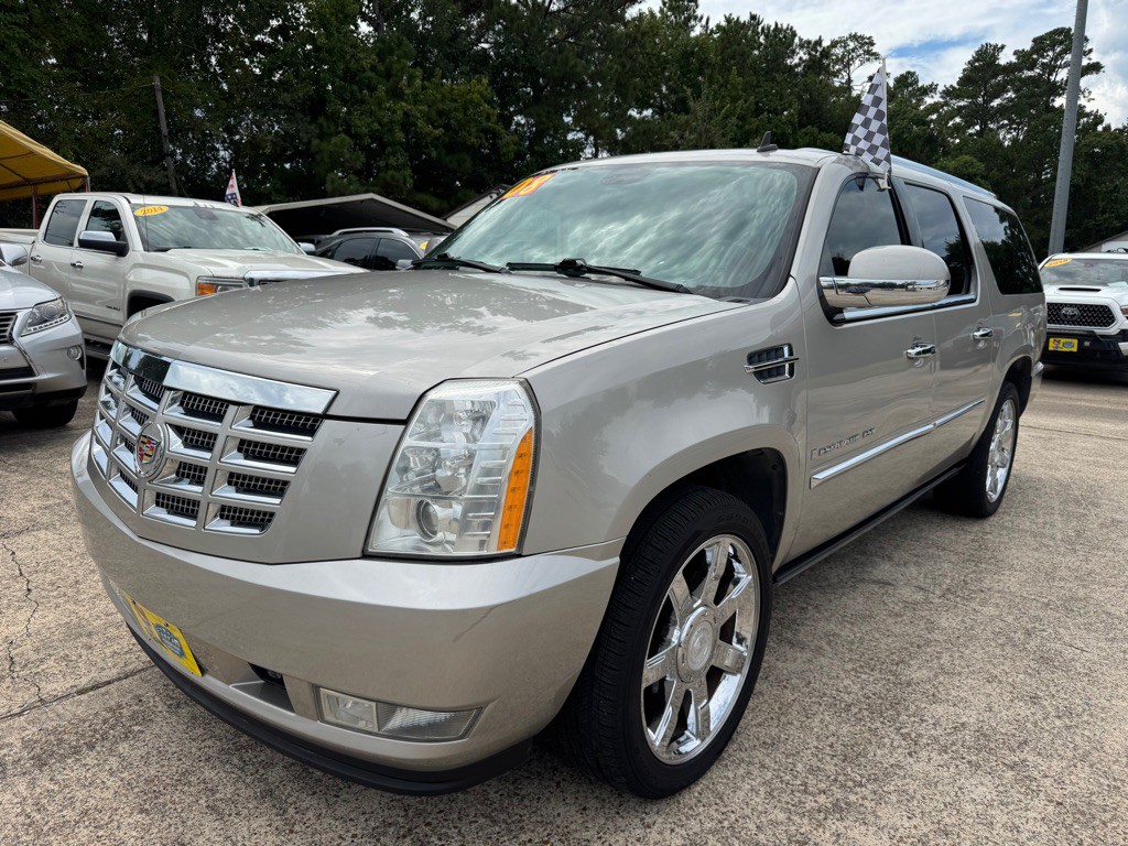 2008 Cadillac Escalade Image 1
