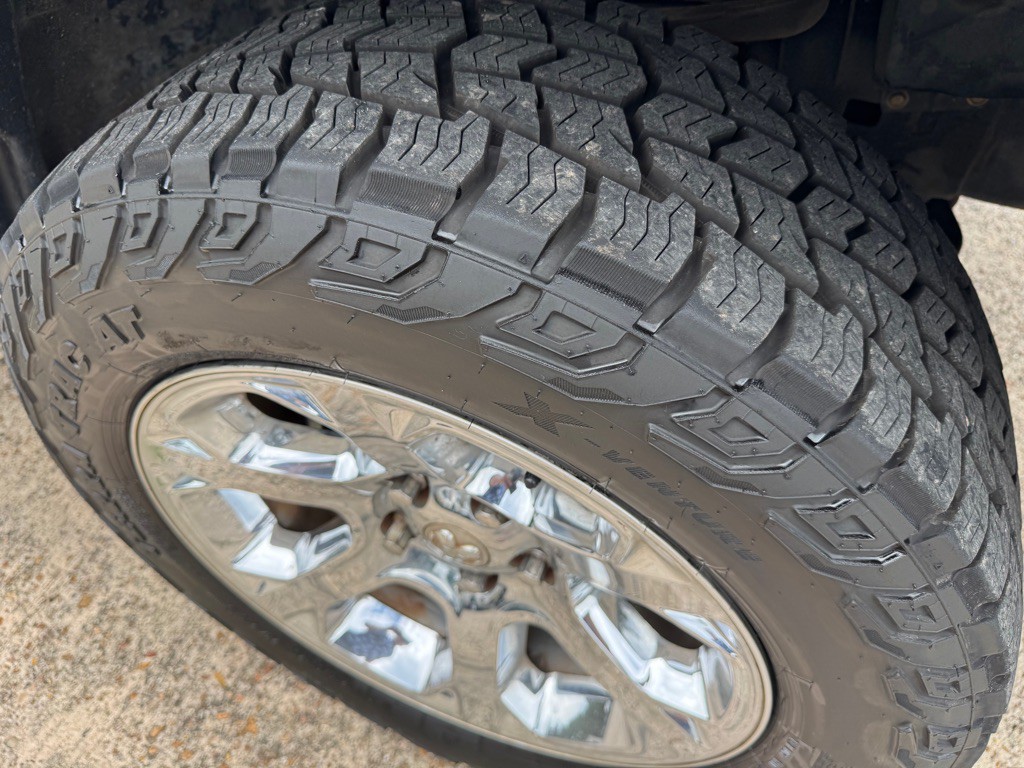 2014 RAM 1500 Image 14