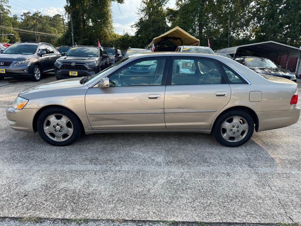 2003 Toyota Avalon Image 4