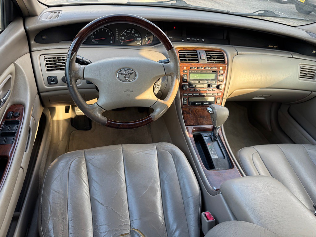 2003 Toyota Avalon Image 11