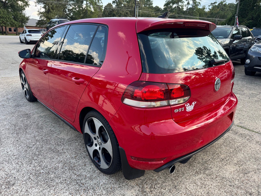 2011 Volkswagen GTI Image 5