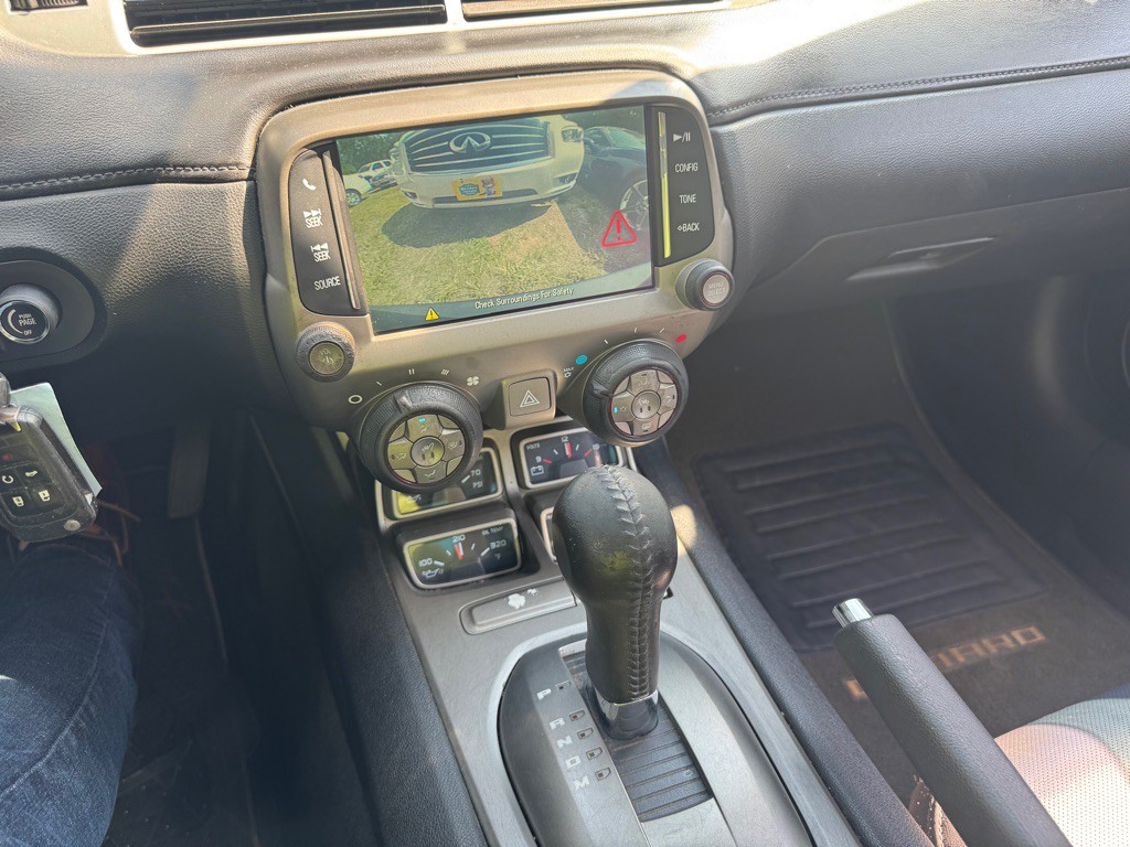 2014 Chevrolet Camaro Image 11