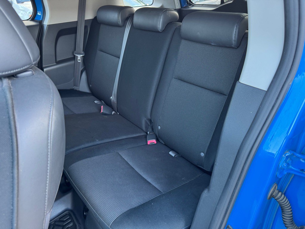 2007 Toyota FJ Cruiser Image 13