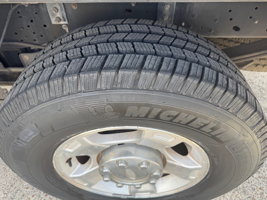 2013 Ford F-250 Image 10