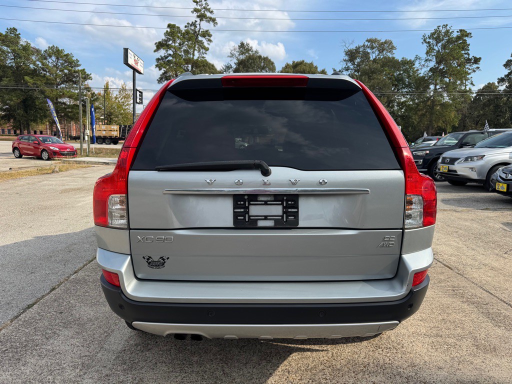 2010 Volvo XC90 Image 8