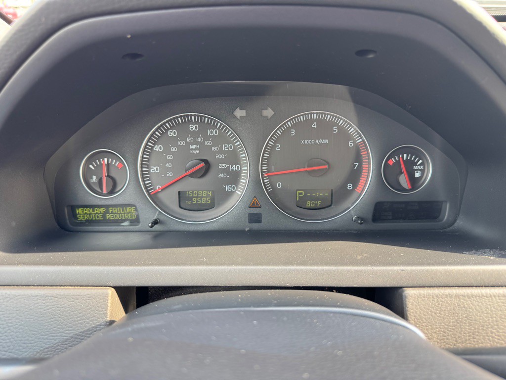 2010 Volvo XC90 Image 14