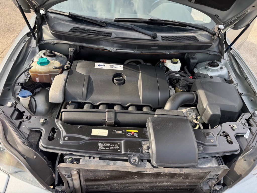 2010 Volvo XC90 Image 19