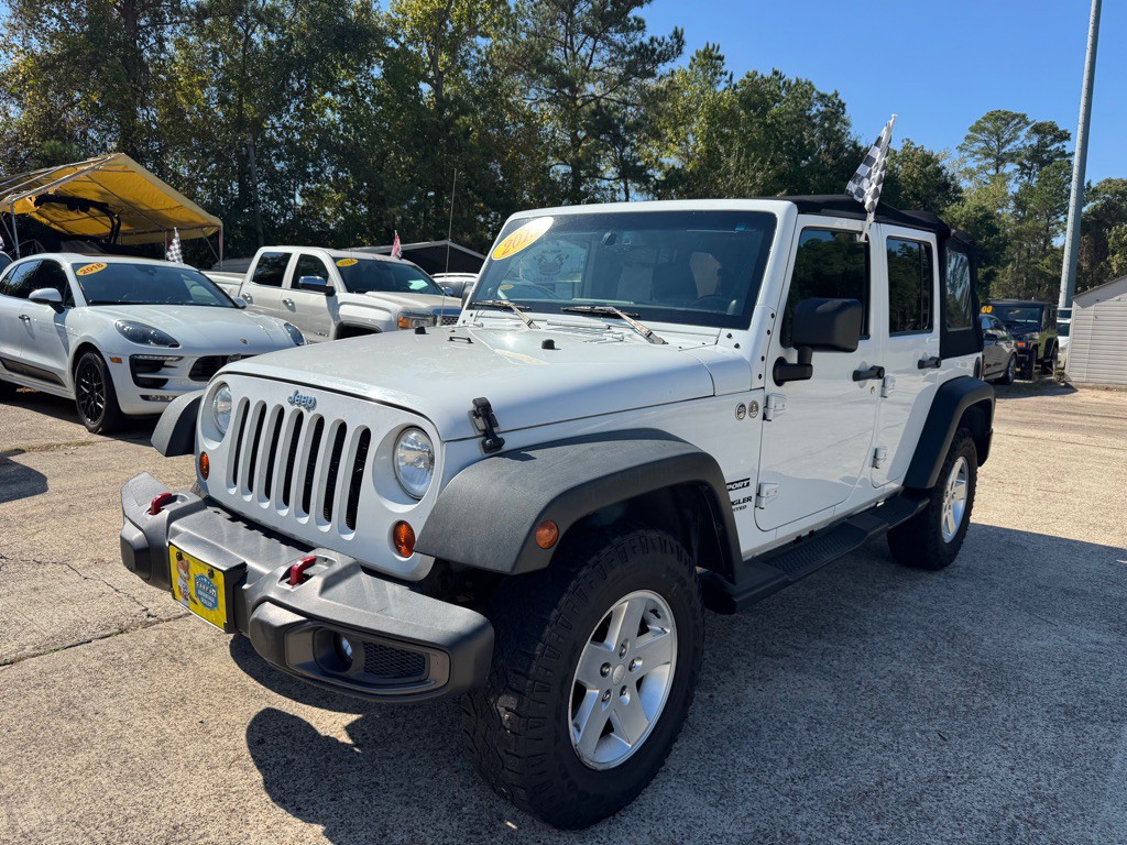 2013 Jeep Wrangler Unlimited Image 3