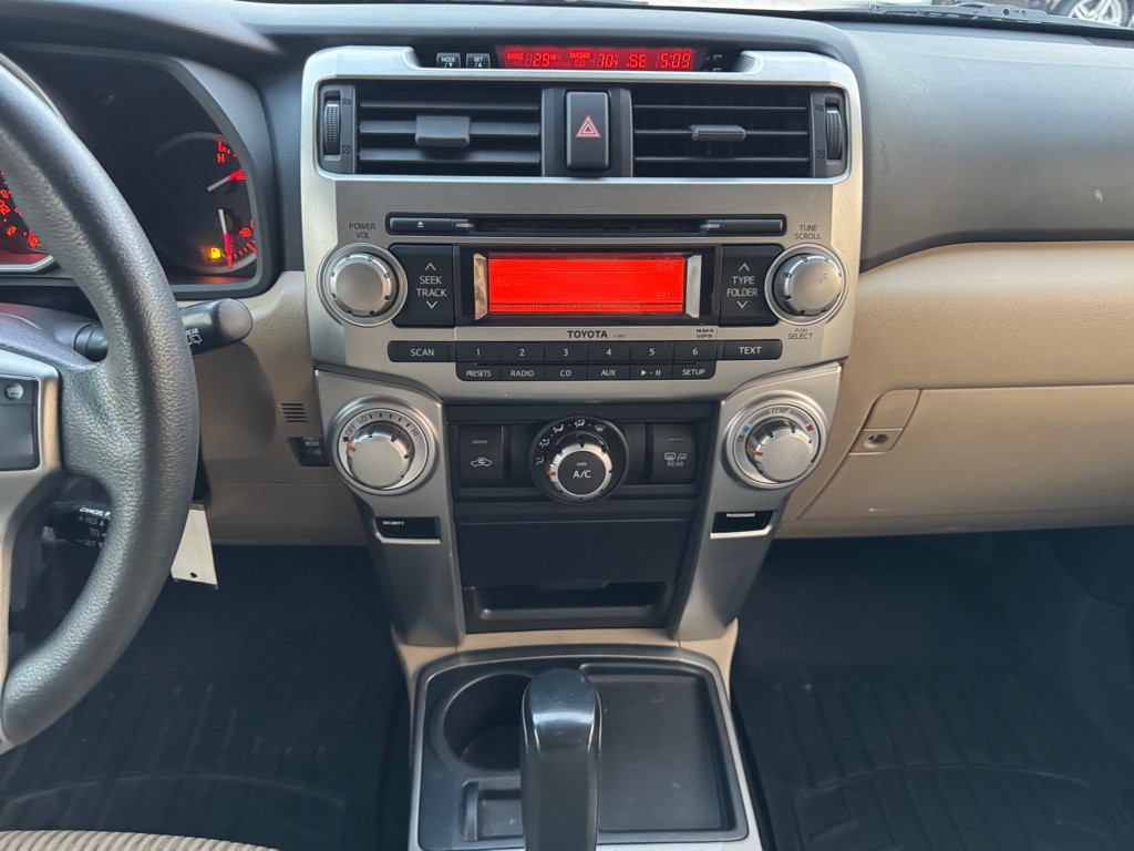 2012 Toyota 4Runner Image 13