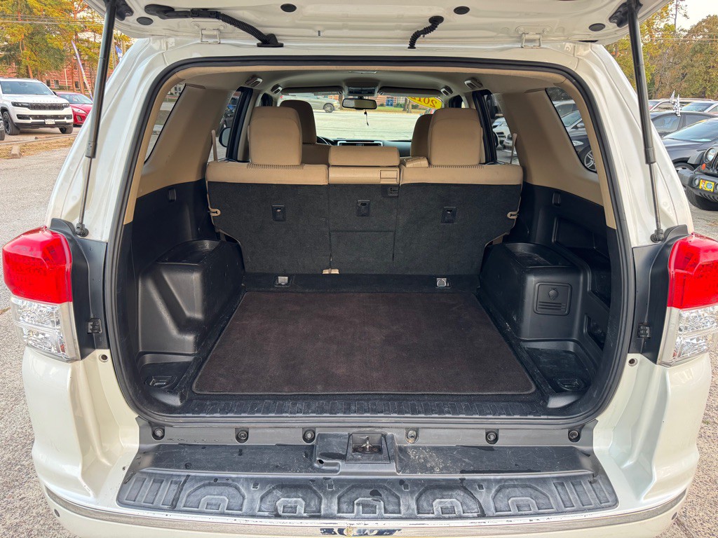 2012 Toyota 4Runner Image 16