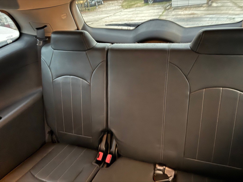 2017 Buick Enclave Image 12