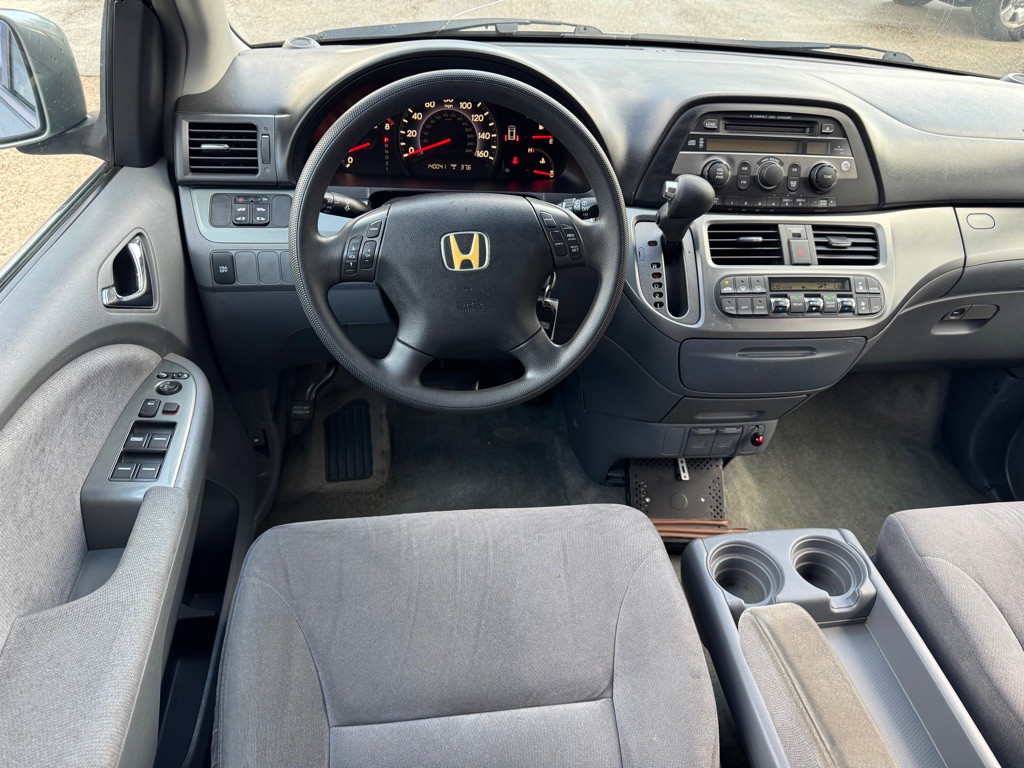 2005 Honda Odyssey Image 9