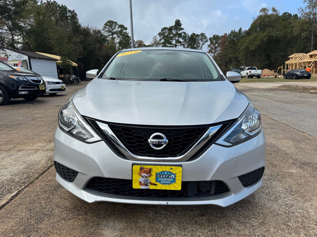 2019 Nissan Sentra Image 2