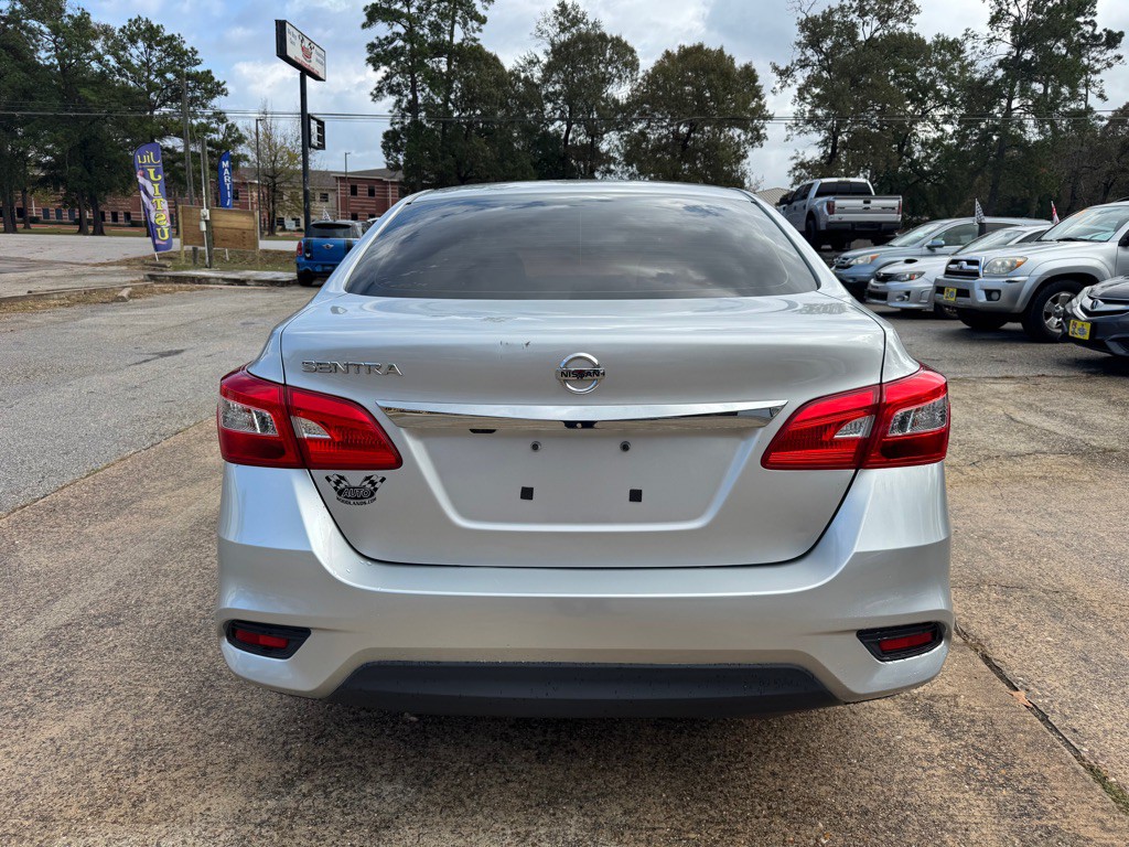 2019 Nissan Sentra Image 6