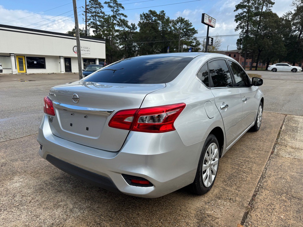 2019 Nissan Sentra Image 7