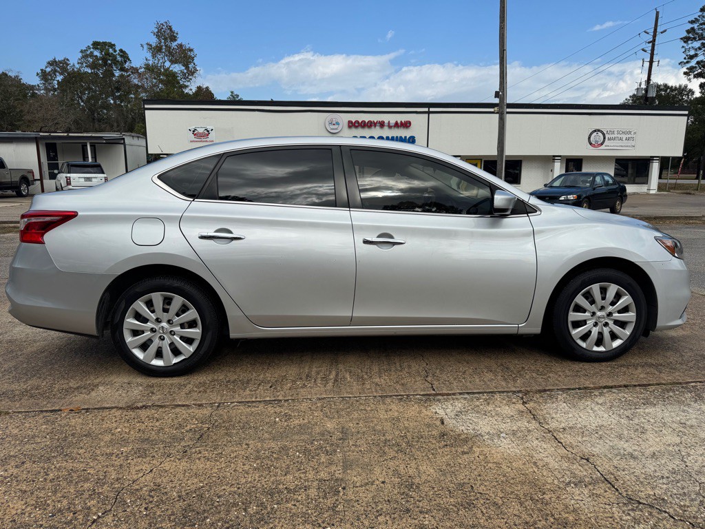 2019 Nissan Sentra Image 8